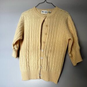 Stylish Cable Knit Cardigan in Pale Yellow